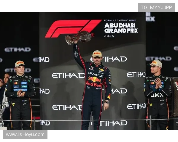 诺里斯阿布扎比站季军完赛，加冕2025赛季F1车手世界冠军