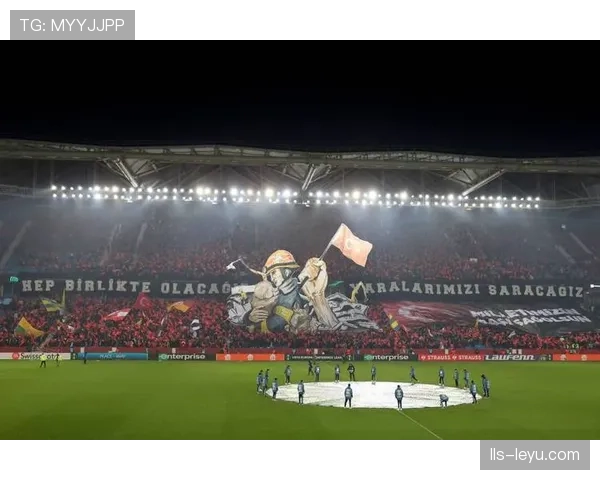 马赛球迷组织计划在赛前制作巨型Tifo，致敬俱乐部成立125周年
